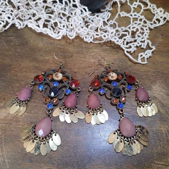 Earrings - Picture 3 of 4